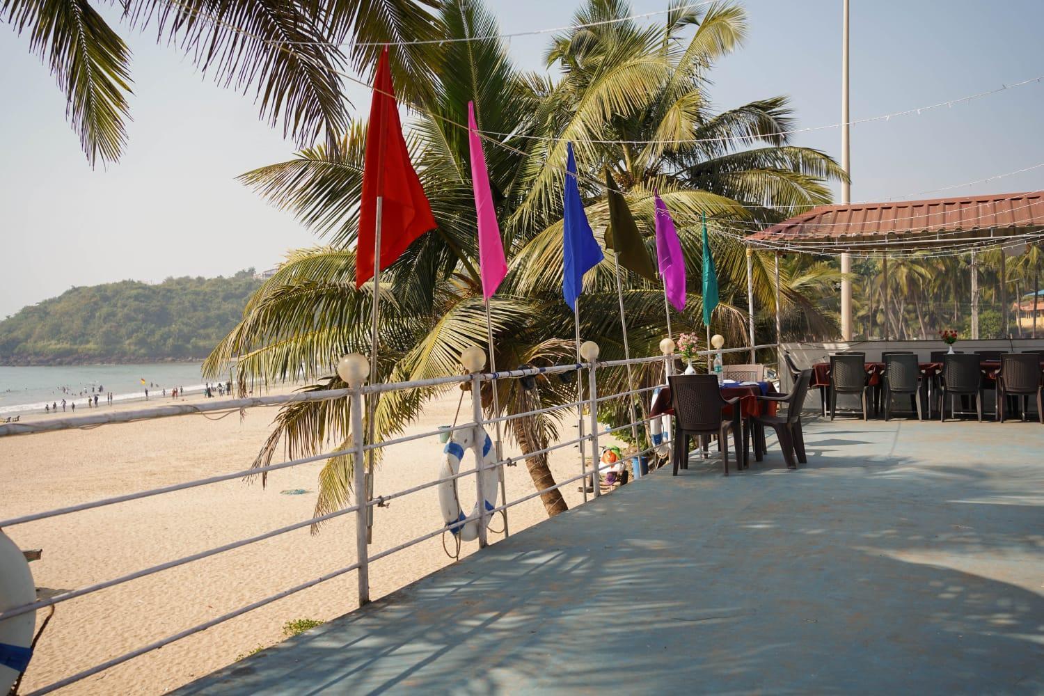 Saritas Guest House - Bogmalo Beach エクステリア 写真
